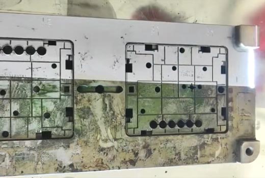 L'efficacité de l'élimination de la rouille du dissolvant de rouille au laser